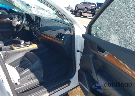 2023 Audi Q5 Premium Plus 45 Tfsi S Line Quattro z USA, uszkodzony, nr VIN WA1EAAFY2P2053829